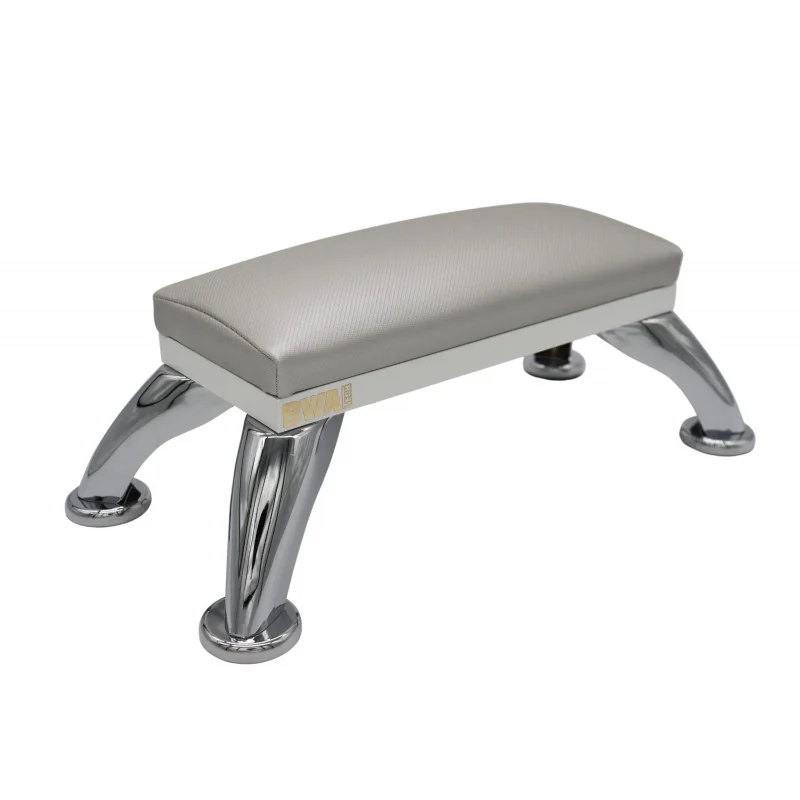 Podložka pod ruky na manikúru Valeria Silver pásik Kategórie