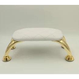 Podložka pod ruky na gelove nechty