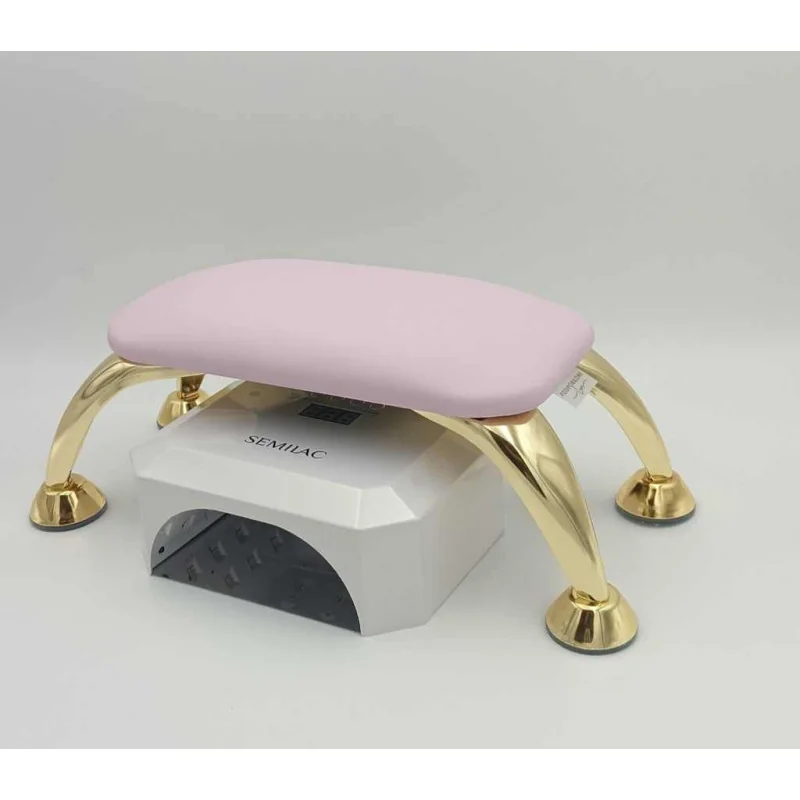 Podložka pod ruky na gelove nechty