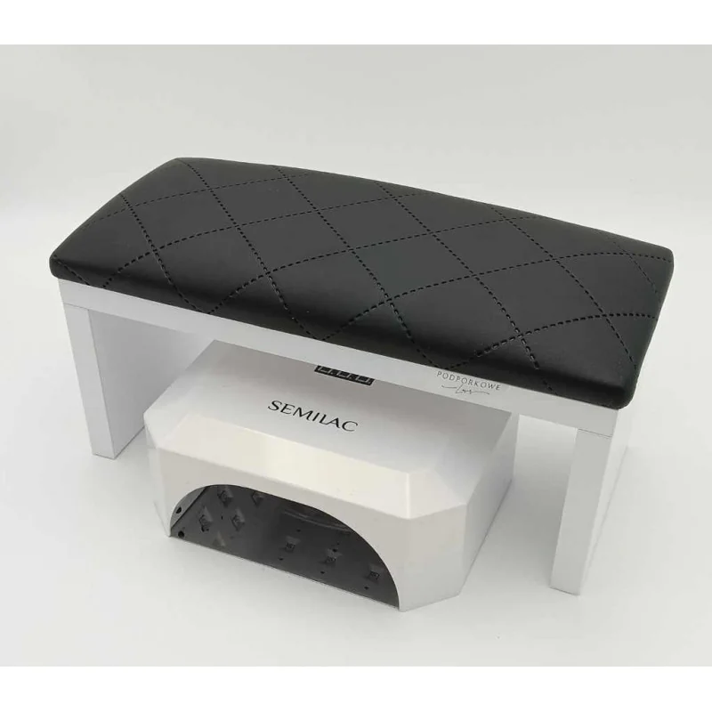 Podložka pod ruky na gelove nechty čierna