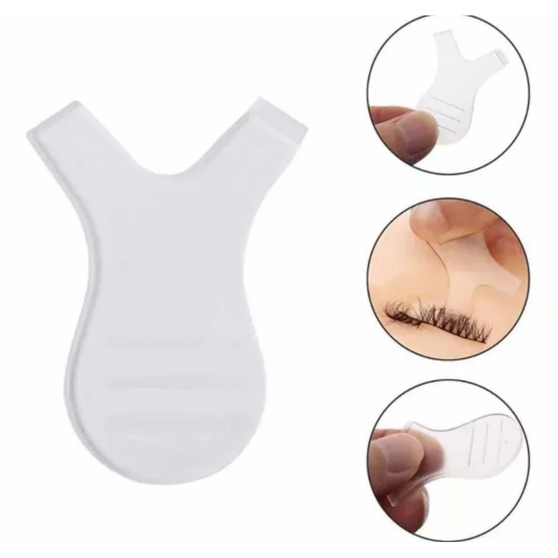 Aplikátor na vyčesanie mihalníc