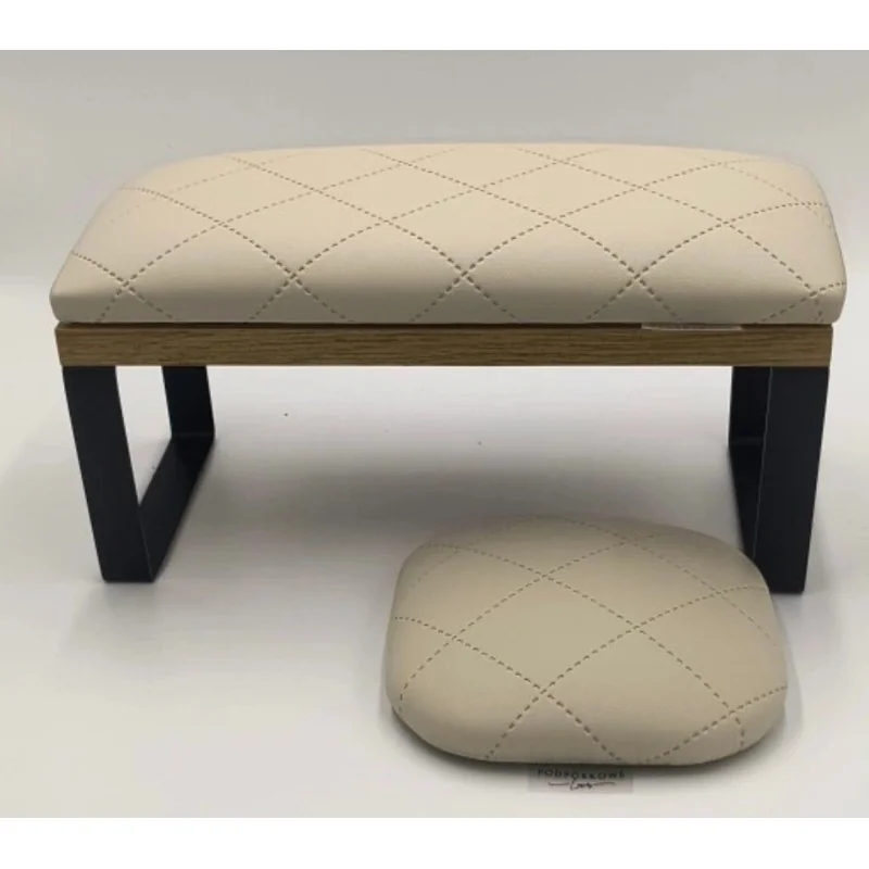 Podložka pod ruky na gelove nechty + podložka pod lakeť