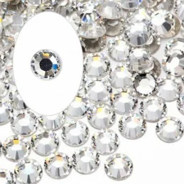 CN nails - vsetkoprenechty.sk|Luxury a ´la swarovski