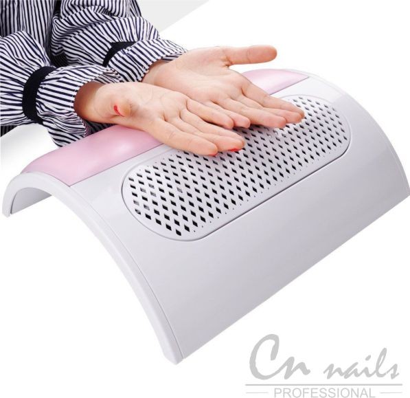 Odsávačka prachu na nechty